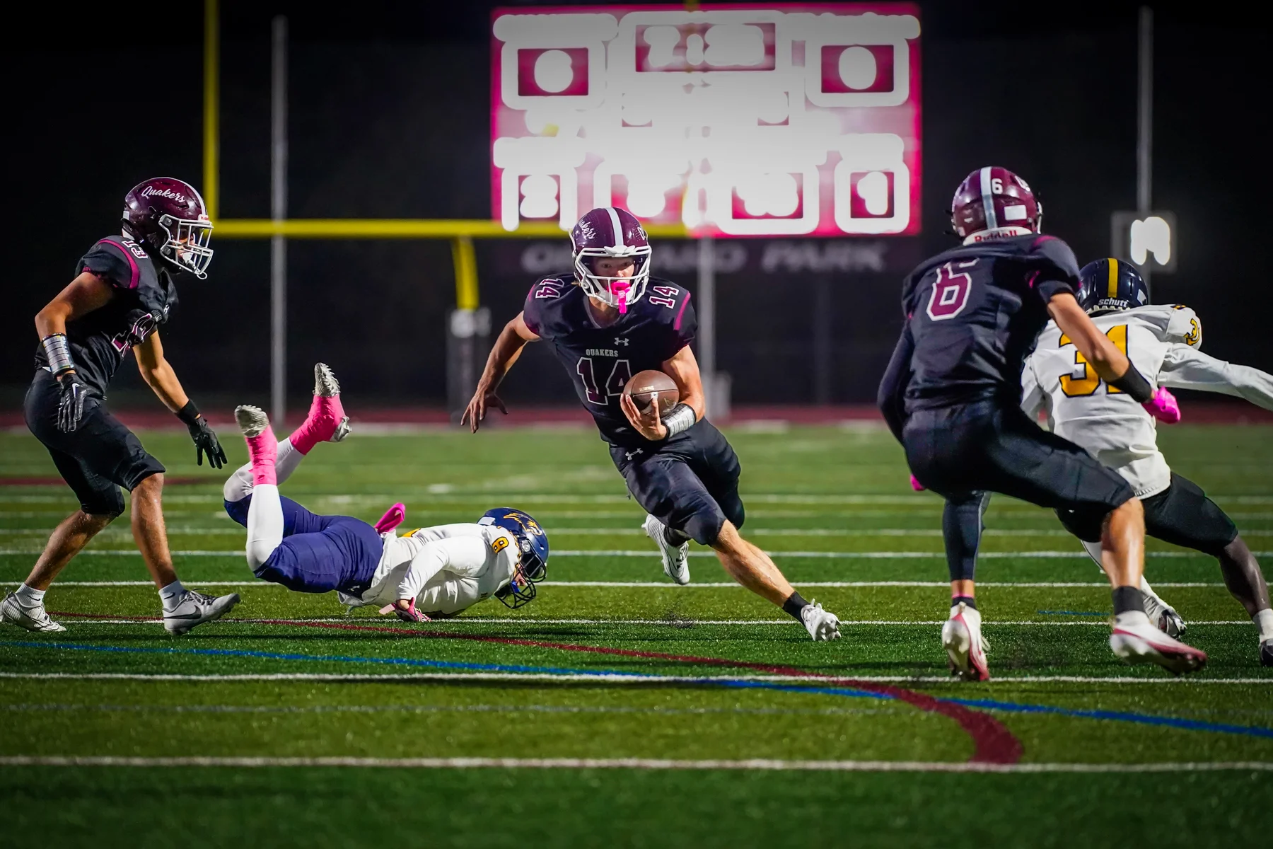 RB running to space